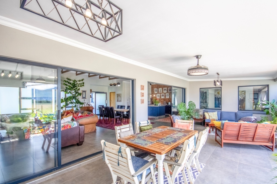 3 Bedroom Property for Sale in WestLake Country Safari Estate North West